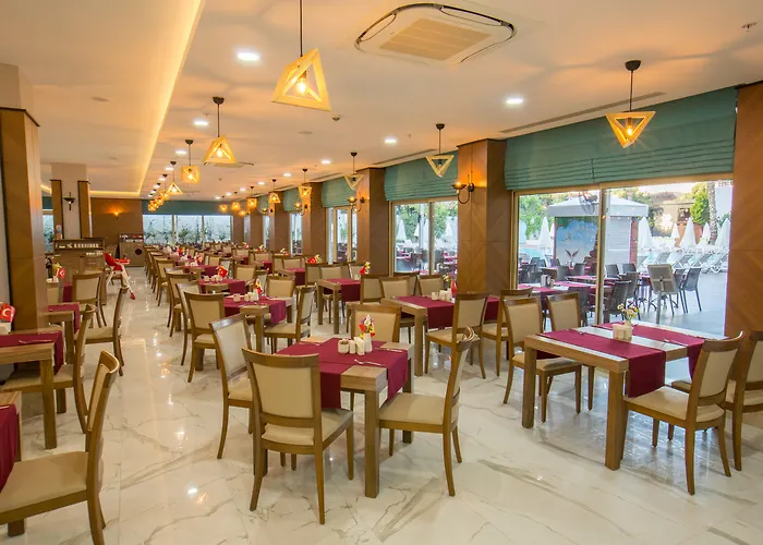 Hotell Aquamarin & 4*