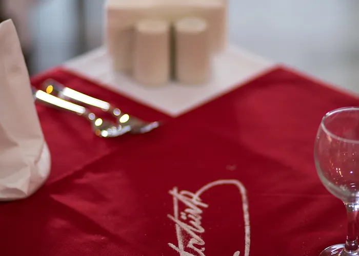 Hotell Aquamarin & 4*