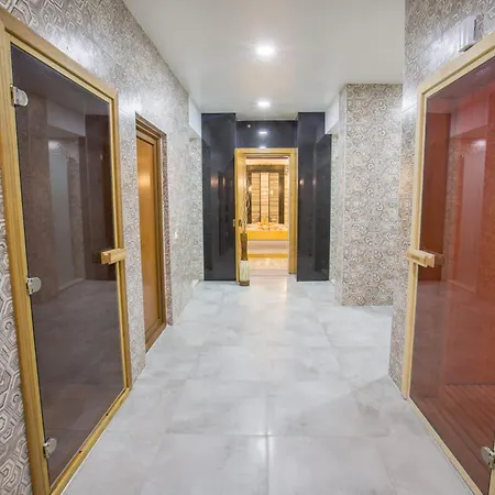 Aquamarin & Hotel 4*