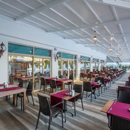 Hotel Aquamarin Resort&spa Side