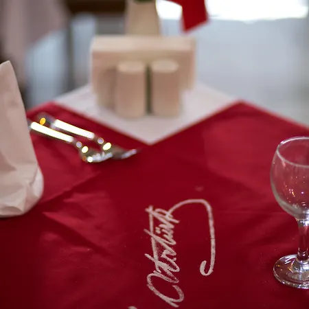 فندق Aquamarin & 4*