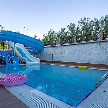 Hotel Aquamarin & 4*
