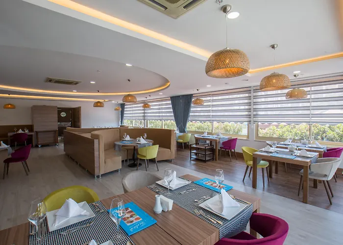 Aquamarin Resort&spa Side